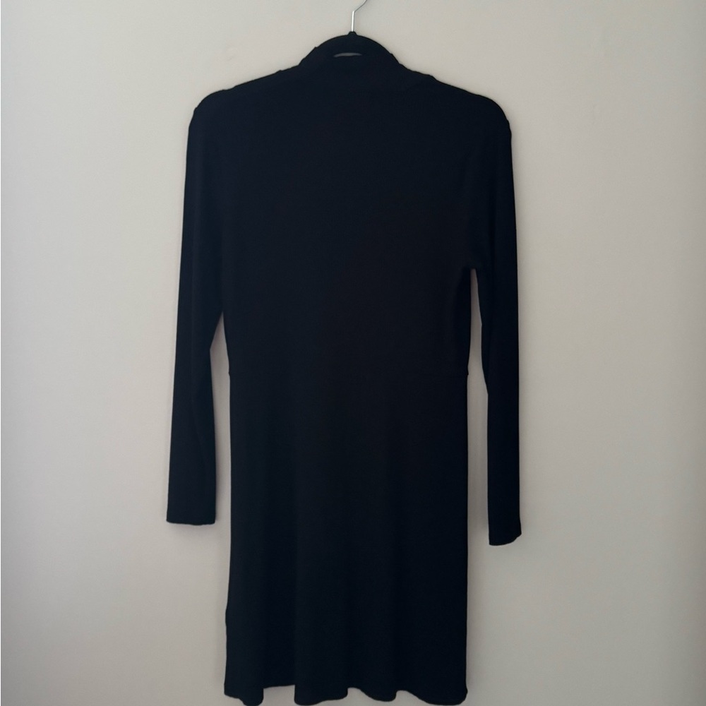 Banana Republic Black Long-Sleeve Shift Dress